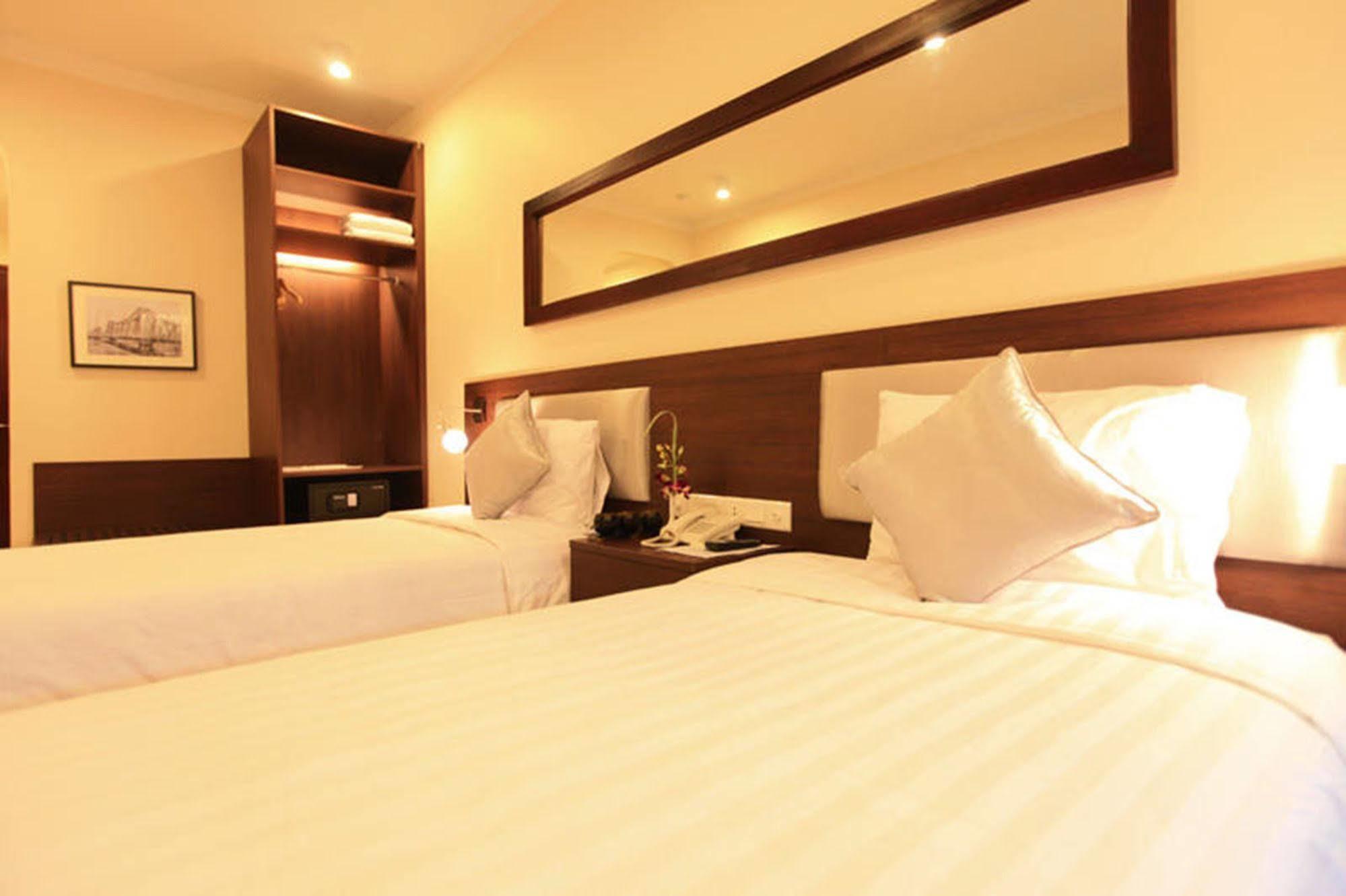 האנוי Hong Ha Hotel מראה חיצוני תמונה